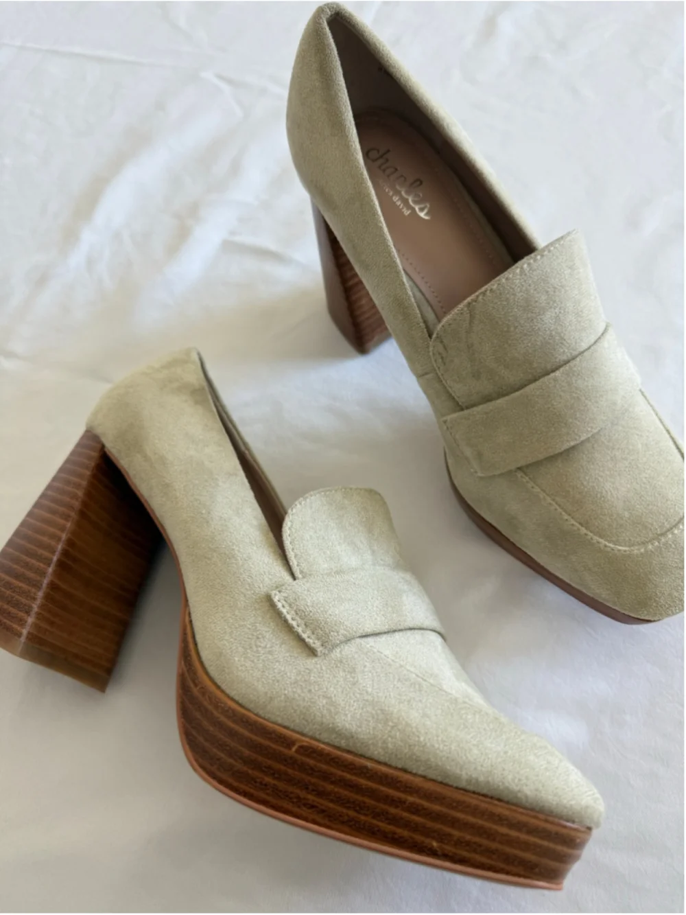 Women's Charles by Charles David Platform Heel loafers Size 8.5 Beige Brown